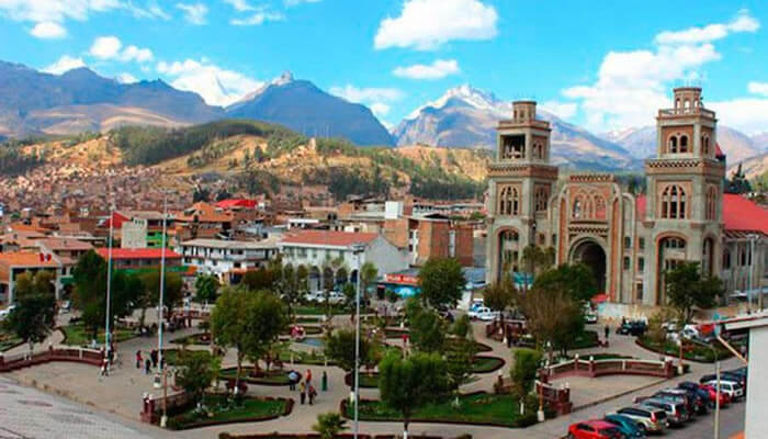 plaza de armas Huaraz